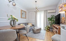 Genteel Home Amira